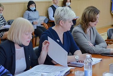 Почетным оренбуржцам увеличат выплаты